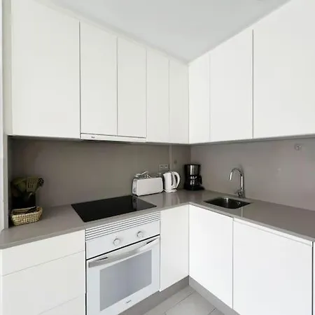 Luxury & New In Area Ii *