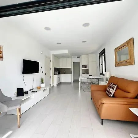 Apartment Luxury & New In Area Ii *
