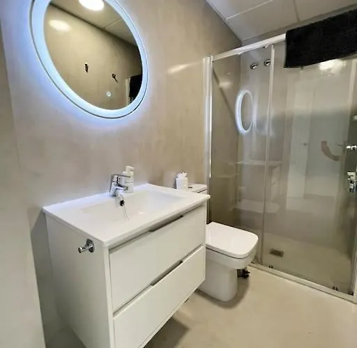 Luxury & New With Pool Ii Апартаменты *