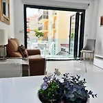 דירה Luxury & New With Pool Ii פואנגירולה